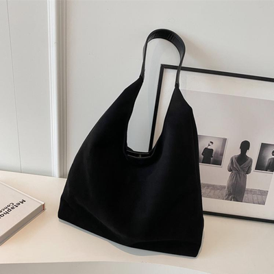 Lune | Velours-Halbmonden-Tasche